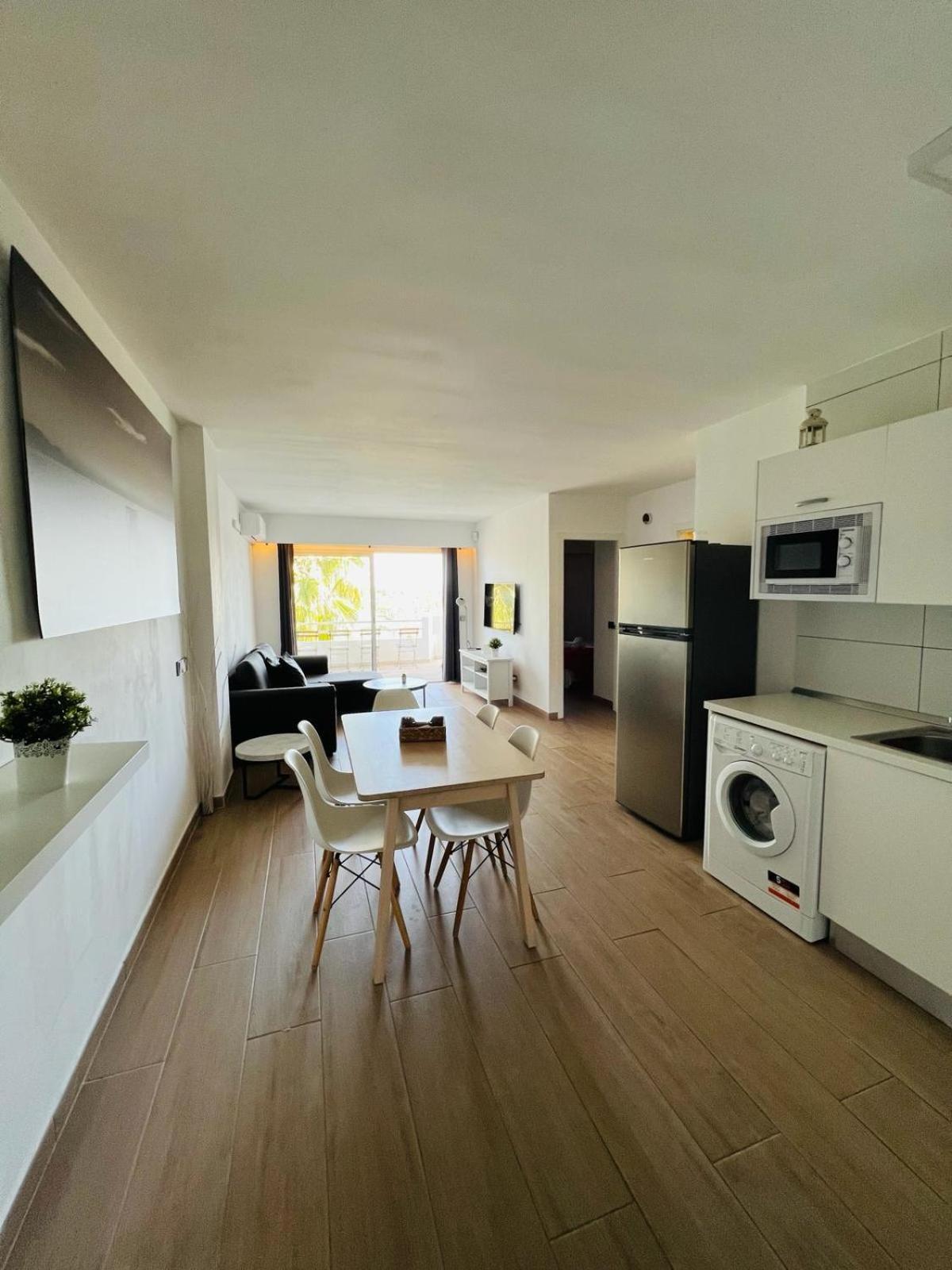 Bright Apartment In Puerto Alcudia Port d'Alcúdia Extérieur photo